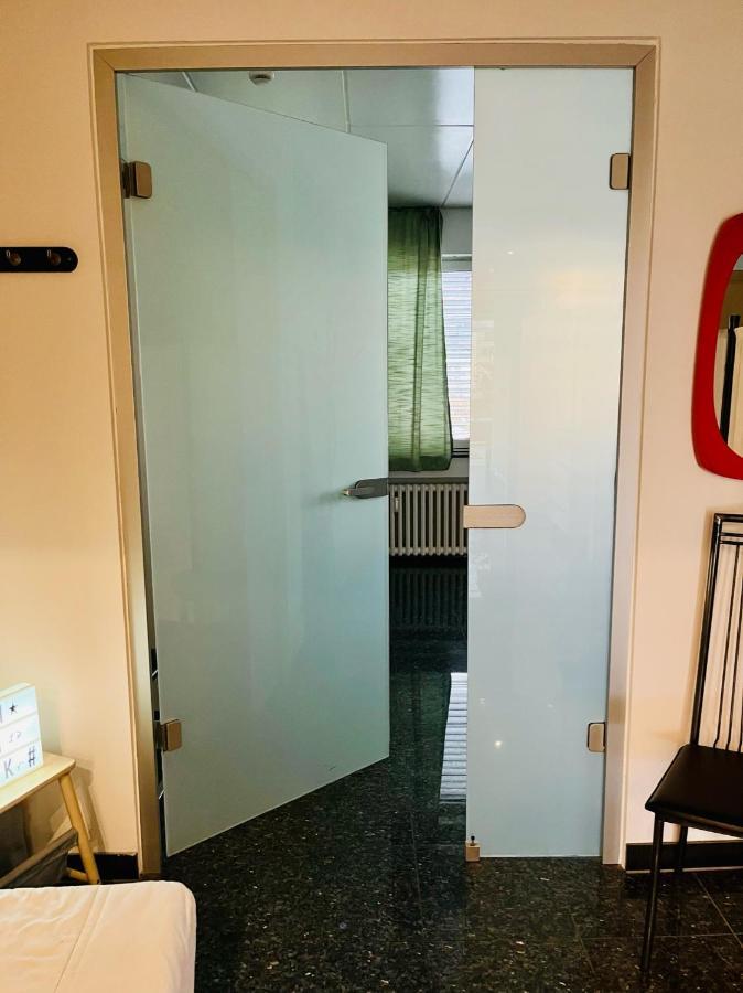 Nasa Wohnung Uerdingen Krefeld Dış mekan fotoğraf